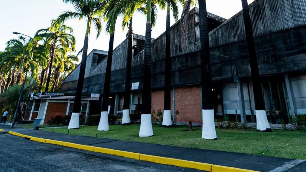 Distilleria La Miel (Pampero)