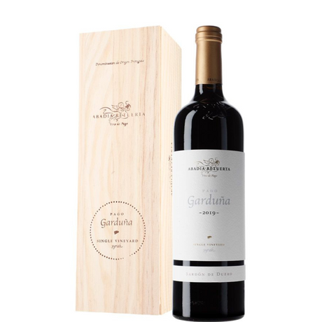 Bottiglie di ABADIA RETUERTA Pago Garduña 2019 con cassa di legno