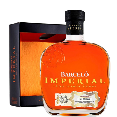 Bottiglia di Rum Barcelo Imperial Rum dominicano con astuccio