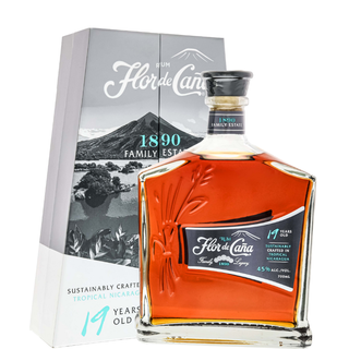 FLOR DE CAÑA 19 anni