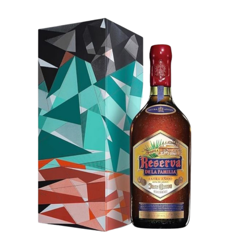Bottiglia di tequila JOSE CUERVO RESERVA DE LA FAMILIA